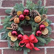 CLASSICAL CHRISTMAS DOOR WREATH